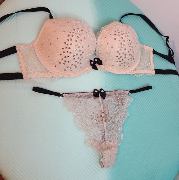 Y2K VS Very Sexy Rhinestone Lace Fashion Show Bra/ Panty Set Size 34D/Lg - Picture 6 of 10